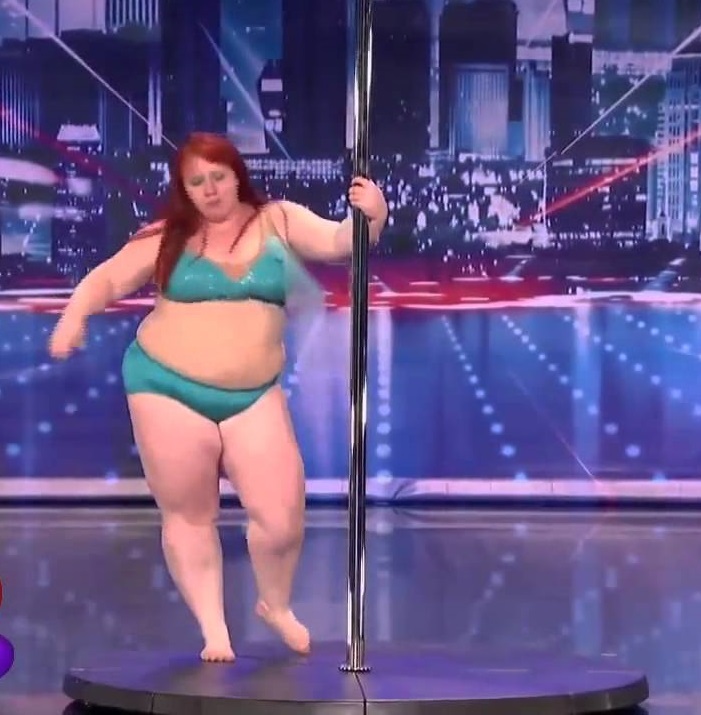 Fat Female Strippers 102